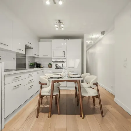 Porte Saint-denis Stylish 1br Flat *